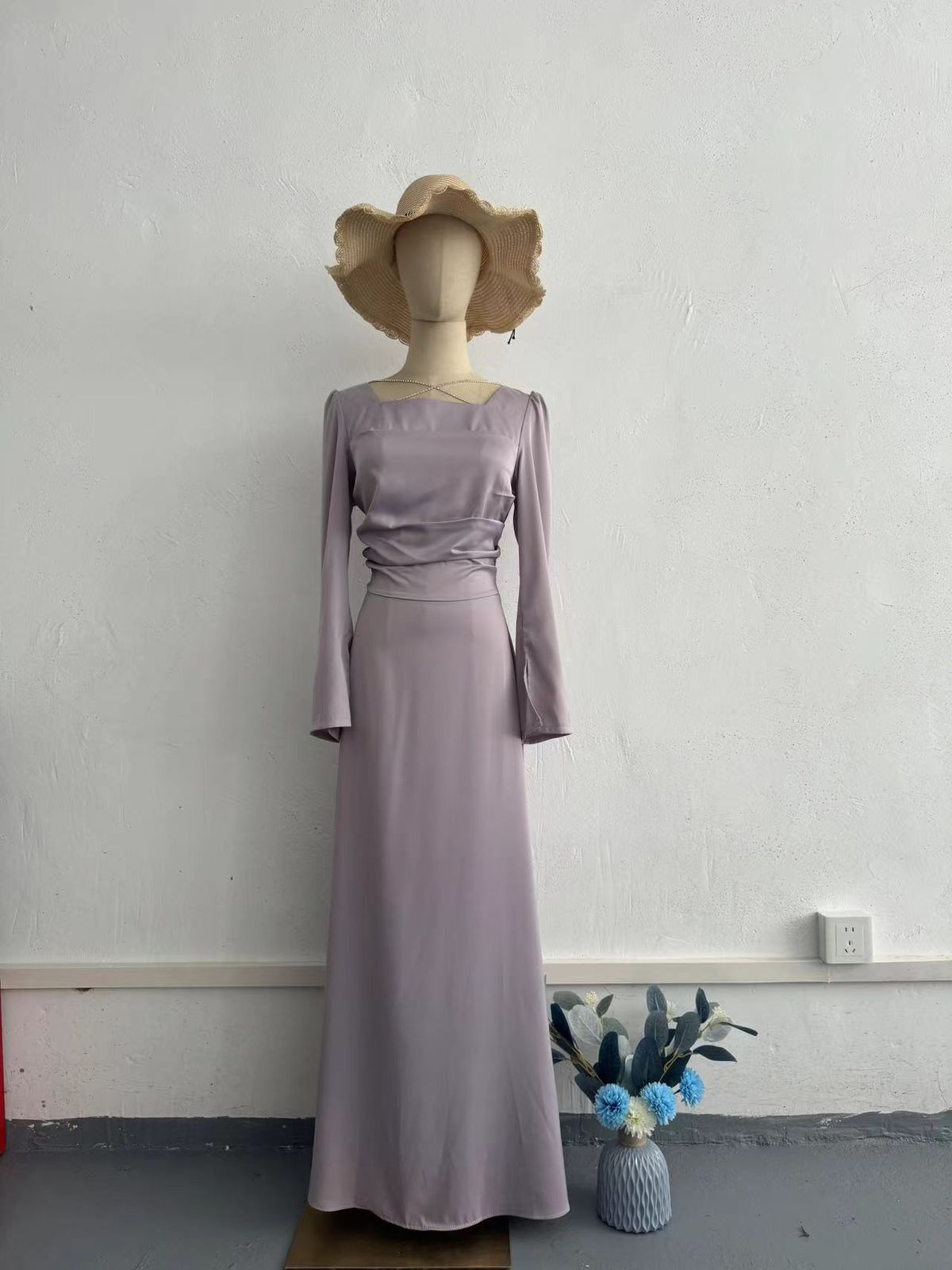 Elegant Satin Long-Sleeve Bodycon Dress With Rhinestone Accents & Lace-Up Detail – Light Purple For Spring & Evening Occasions_ecoleips.com