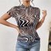 2026 Europan And Amrican Msh Printd Stripd Ruffld Short-Slv T-Shirt Slimming Top For Womn With An Elgant_ecoleips.com