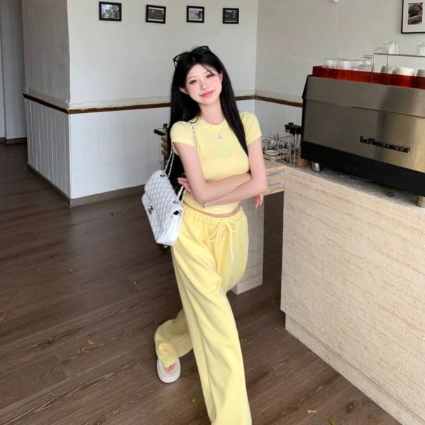 Hot Girl Street Style Casual Sports Yellow Suit For Women, Summer 2026 New Model, Short-sleeved T-shirt And Wide-leg_ecoleips.com