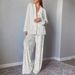 European And American Style Warm Comfortable Soft Gold Diamond Velvet Sleeve Long Pants Pajamas Two-Piece_ecoleips.com
