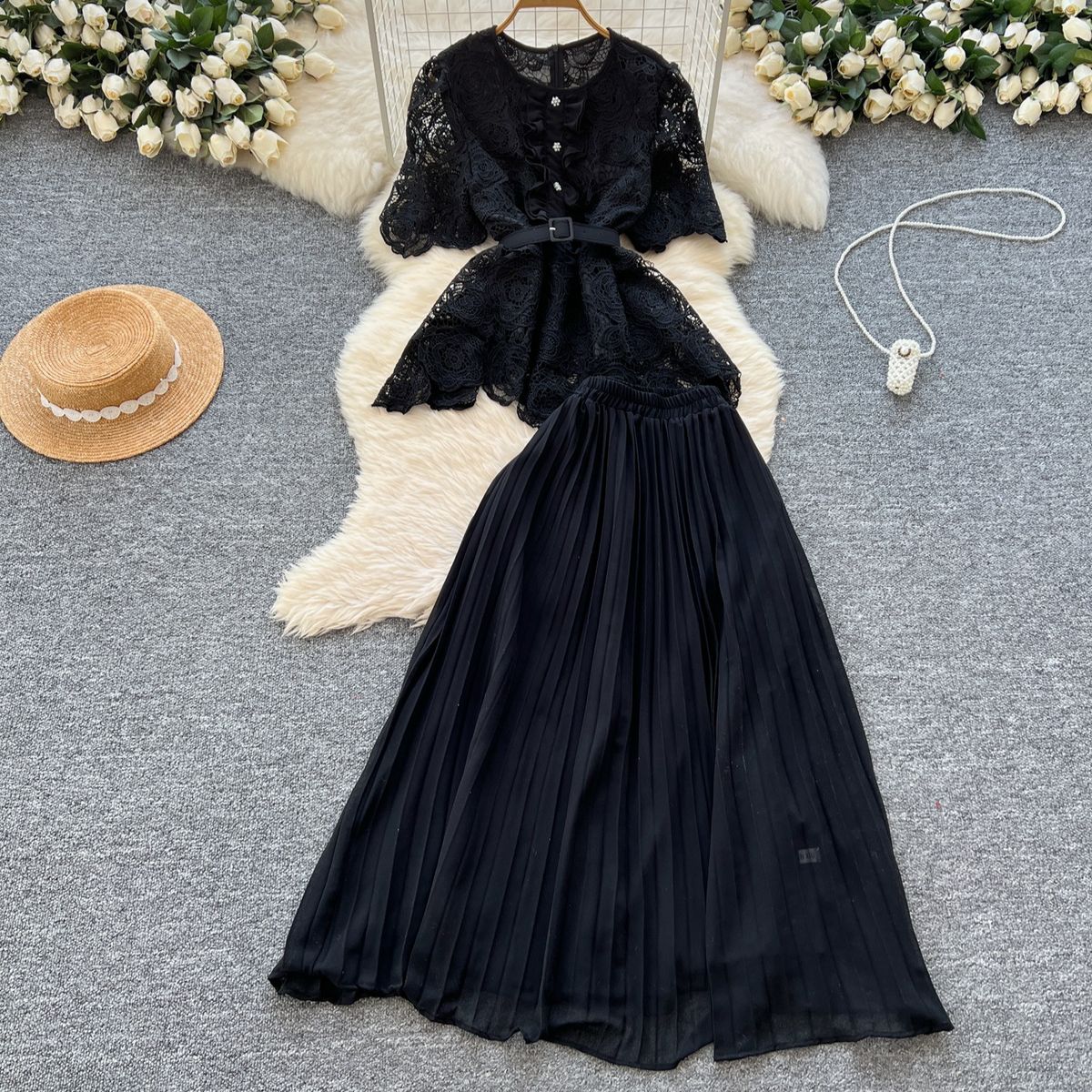 Women's Clothing Elegant Retro Waist Beaded Round Neck Hollow Hook Lace Top + High Waist Pleated Skirt_ecoleips.com