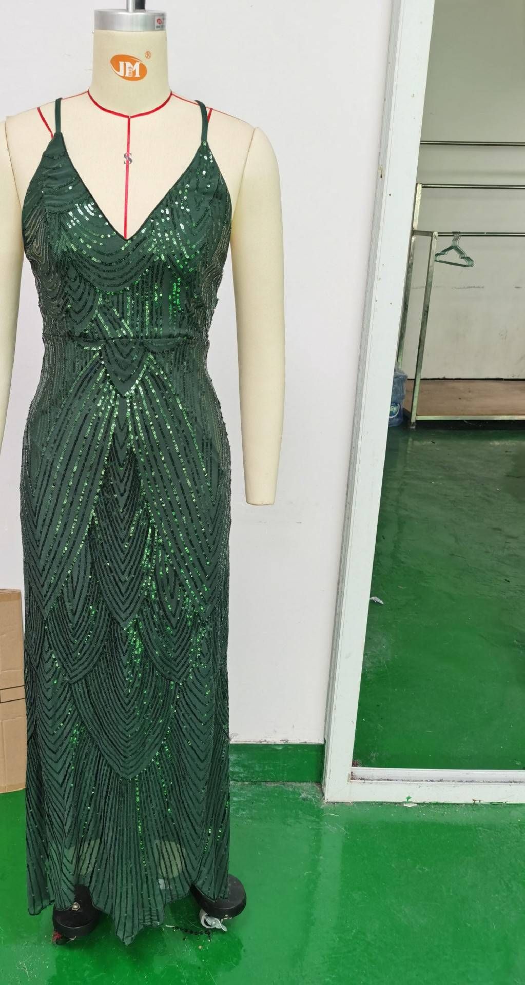 Women's Clothing Deep V Neck Suspender Sequin Dress Party Dress Long Skirt_ecoleips.com