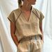 Women's Casual V-Neck Short Sleeve T-Shirt Regular Fit Pullover Top New Arrival_ecoleips.com