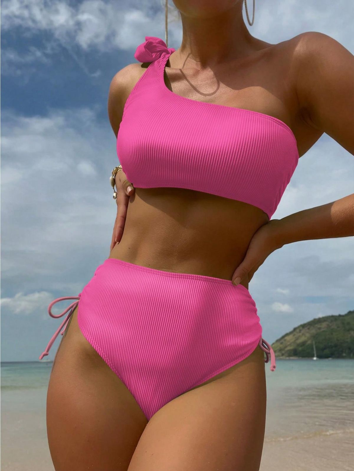 New 2026 Sexy Bikini Swimsuit for Ladies with Chest Pads European And American Style Split Design Wholesale Women's Clothing Swimwear_ecoleips.com
