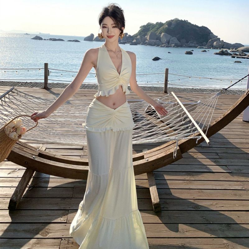 Sexy Hot Girl Fashion For Women: Halter Neck Strap Top And High Waist Patchwork Long Skirt Two-Piece Set_ecoleips.com
