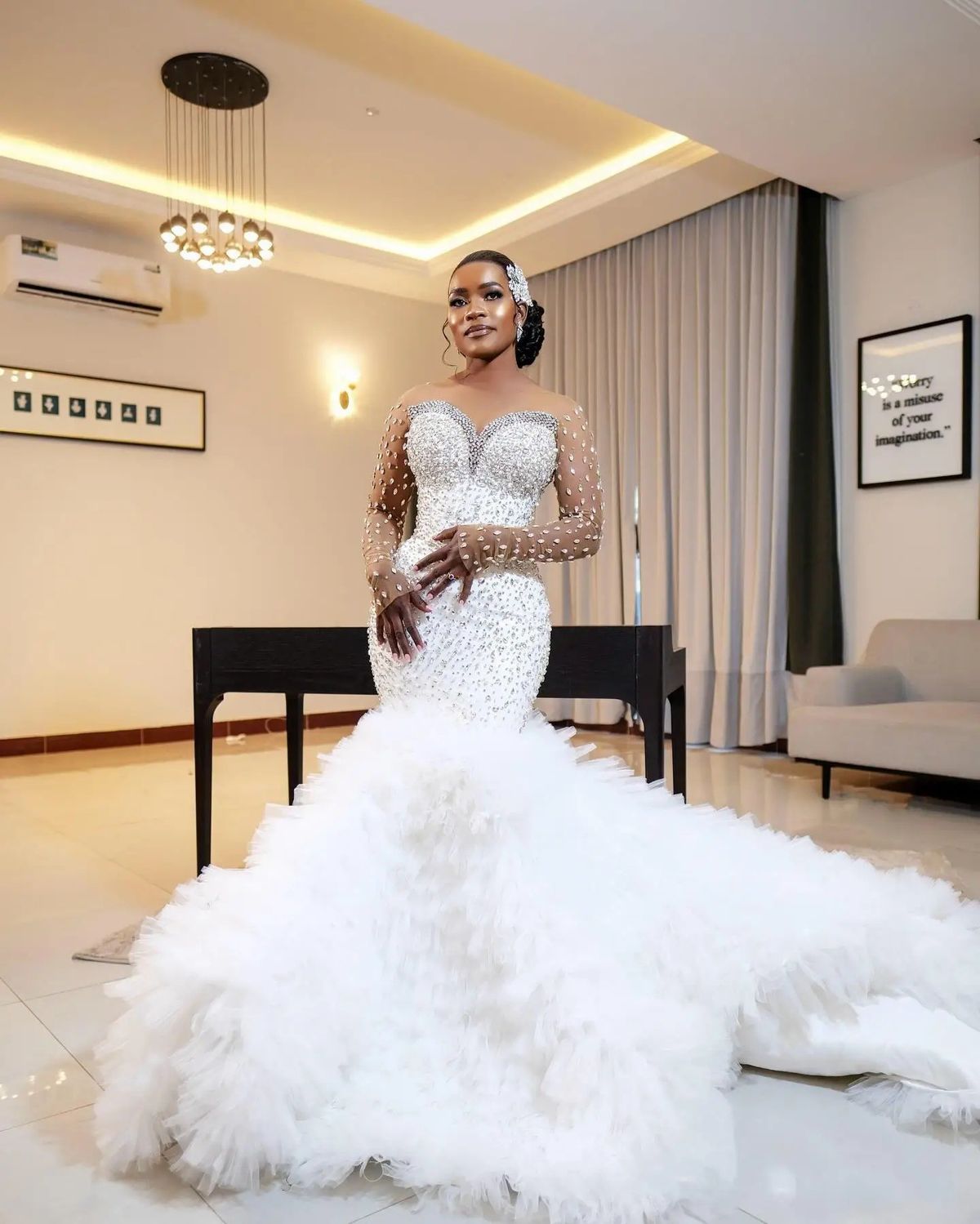 Women's Clothing Strapless Off-The-Shoulder Wedding Dress European American Style Light Luxury High End Bridal Gown New Spring Collection_ecoleips.com