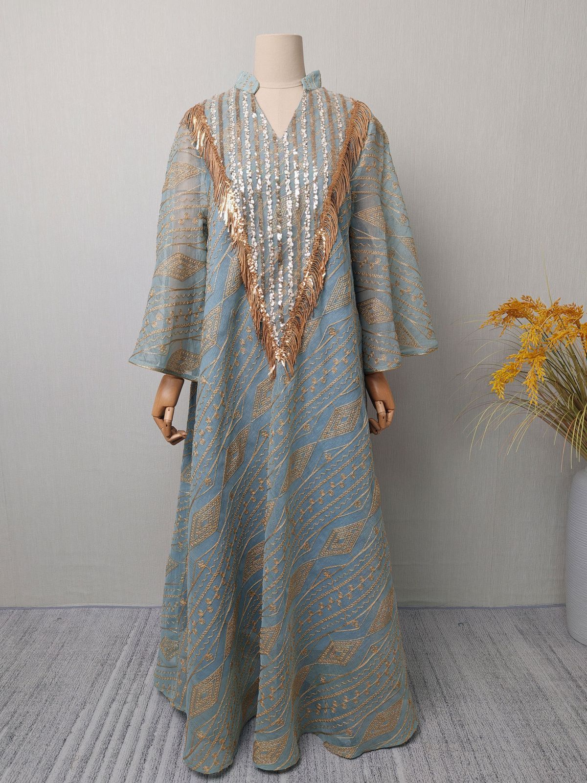 Muslim Dress Women Elegant Embroidered Abaya Dress – Breathable Polyester Chiffon Modest Long Dress With Flared Sleeves (Green, Beige, White, M-Xxl)_ecoleips.com