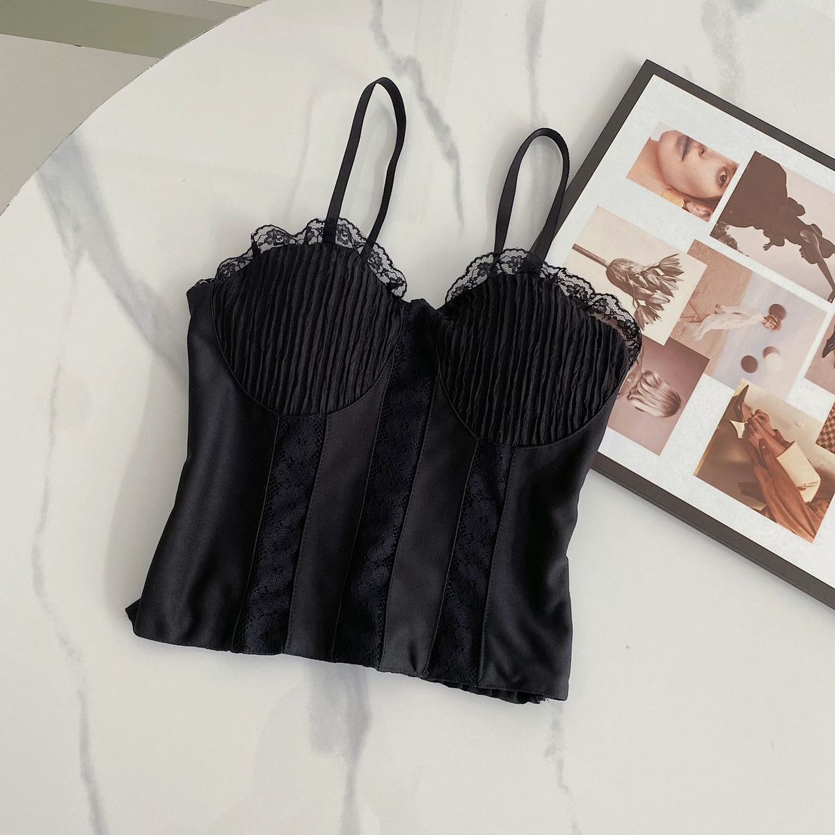 Unique Design Lace Trim Patchwork Camisole For Women, Can Be Worn As An Outer Piece, With Boning And Built-in Chest Pads_ecoleips.com