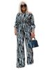 K European And American Plus Size Women's Striped Printed Slanted Long Sleeves, Loose Shoulder Casual Suit, Extra Large Size_ecoleips.com