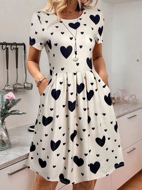 2026 Spring Summer Women's A-Line Dress Off White European American Style Round Neck Short Sleeve Heart Print Pocket Casual Midi_ecoleips.com