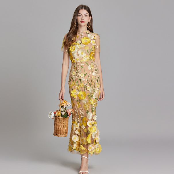 Women's Clothing Three Dimensional Flower Mesh Embroidery Waist And Hip Dress French Fishtail Long Skirt For Women_ecoleips.com