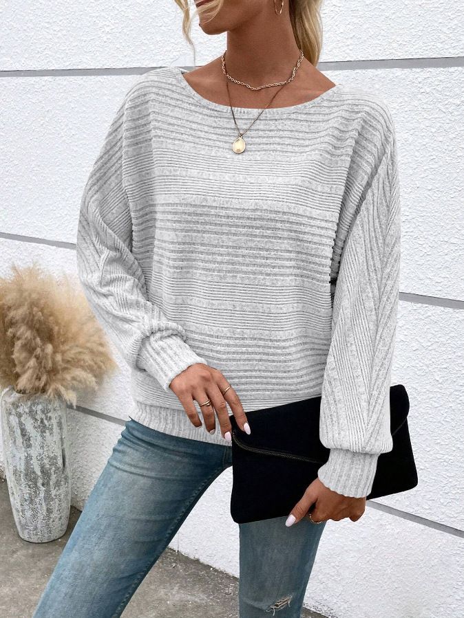 Women's Long-Sleeve Crewneck T-Shirt – Oversized Polyester Blend Top With Contrast Panels (S-XXXL, Black/Navy/Wine)_ecoleips.com