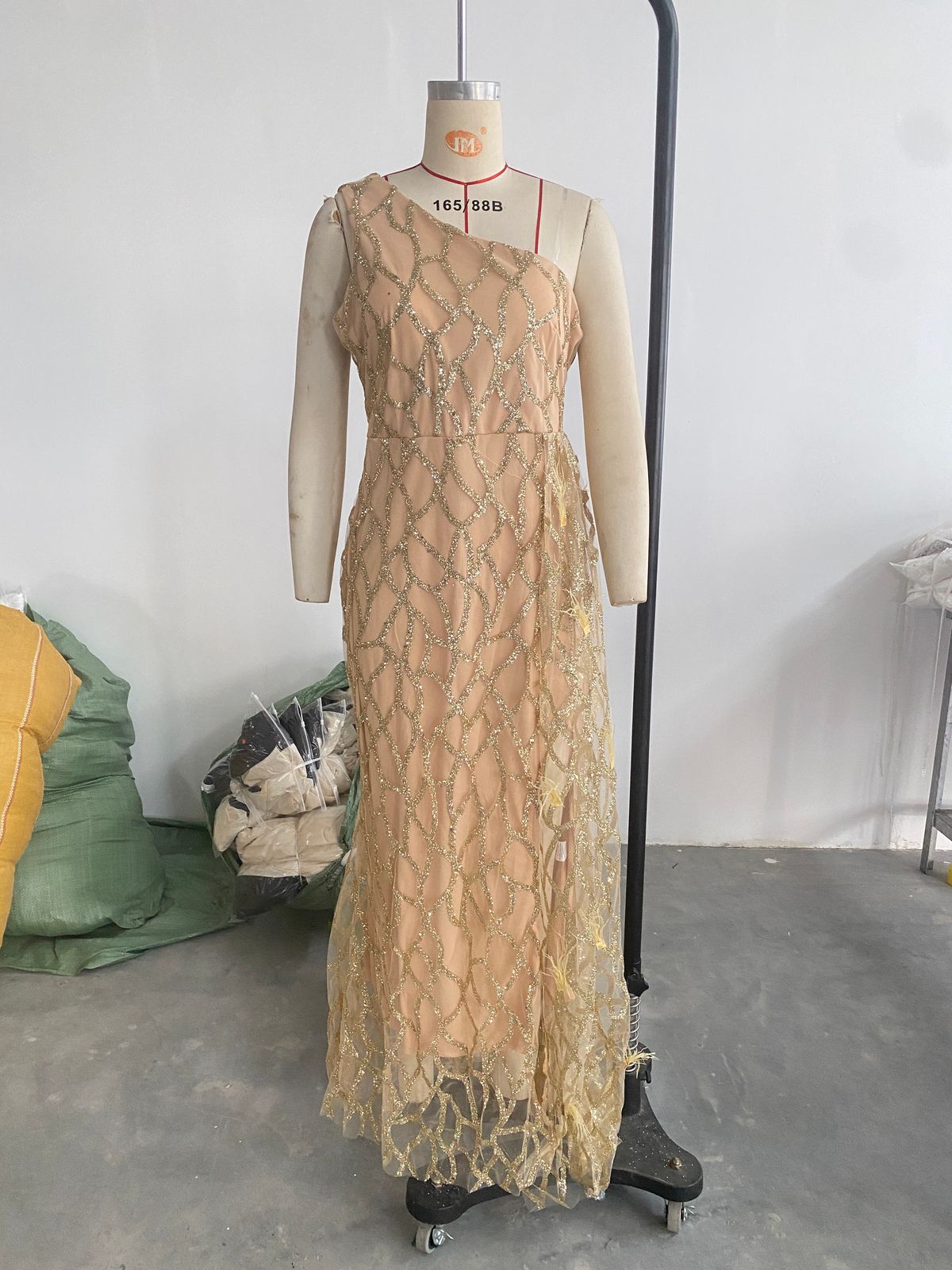 Women's Pure Color Sequin Fairy Long Sleeveless Fashion Slim Temperament Medium And Long Evening Dress_ecoleips.com
