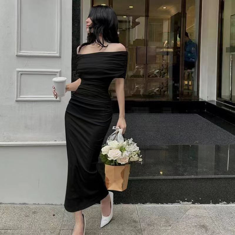 2024 Spring European And American Off-Shoulder Ruched Slim Fit Flattering Slit Base Long Dress_ecoleips.com