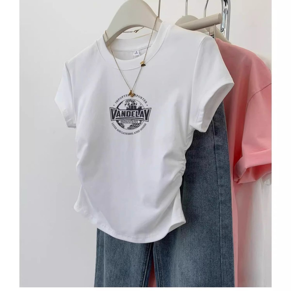 Women's Slimming Crew Neck T-Shirt Korean Style Cartoon Print Ruffled Short Sleeve Summer Top for Instagram_ecoleips.com