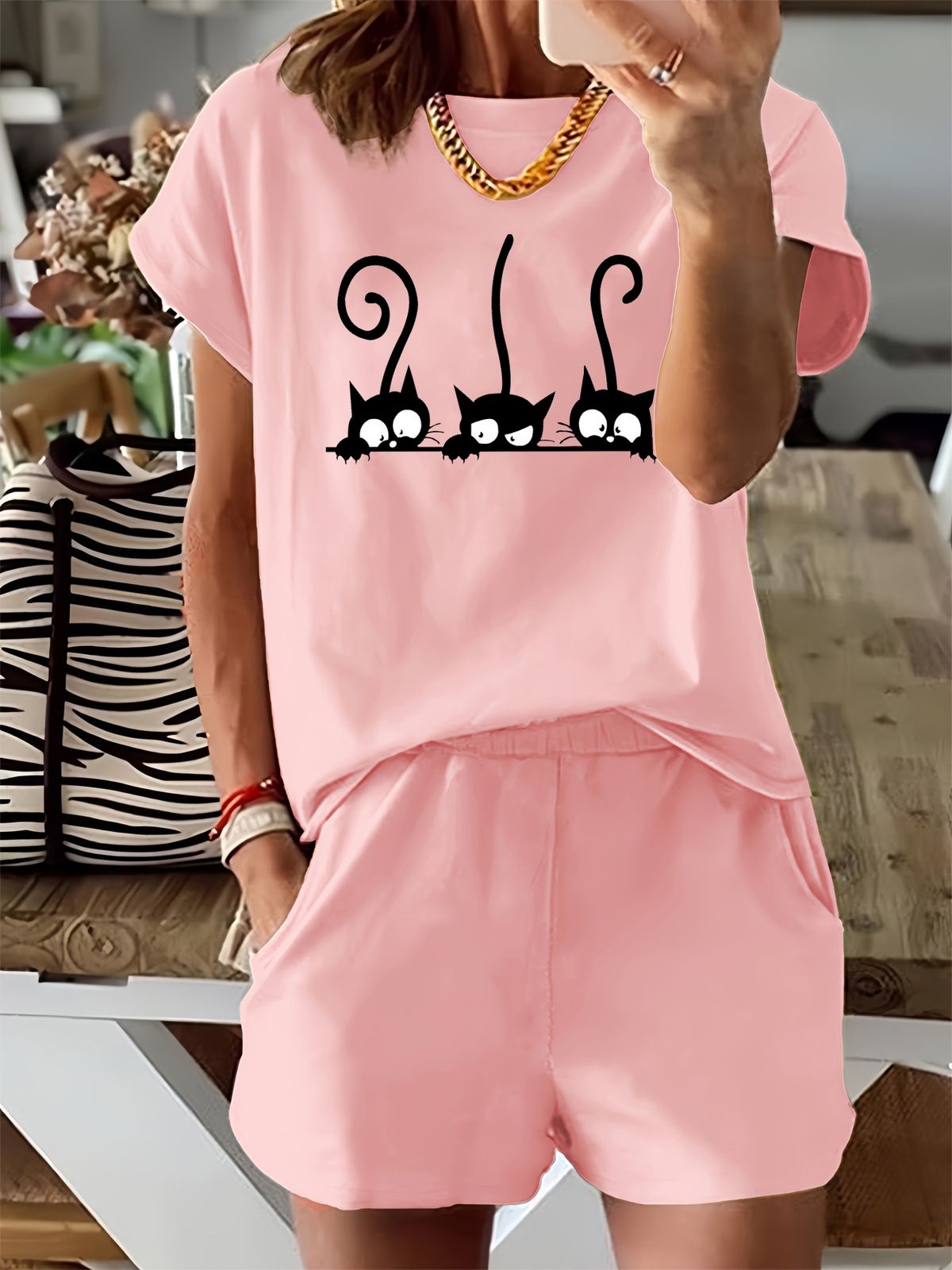 Women’s 2 Piece Outfit Set – Oversized Graphic T-Shirt And Biker Shorts Matching Set, Casual Summer Lounge Tracksuit For Daily Wear-298_ecoleips.com