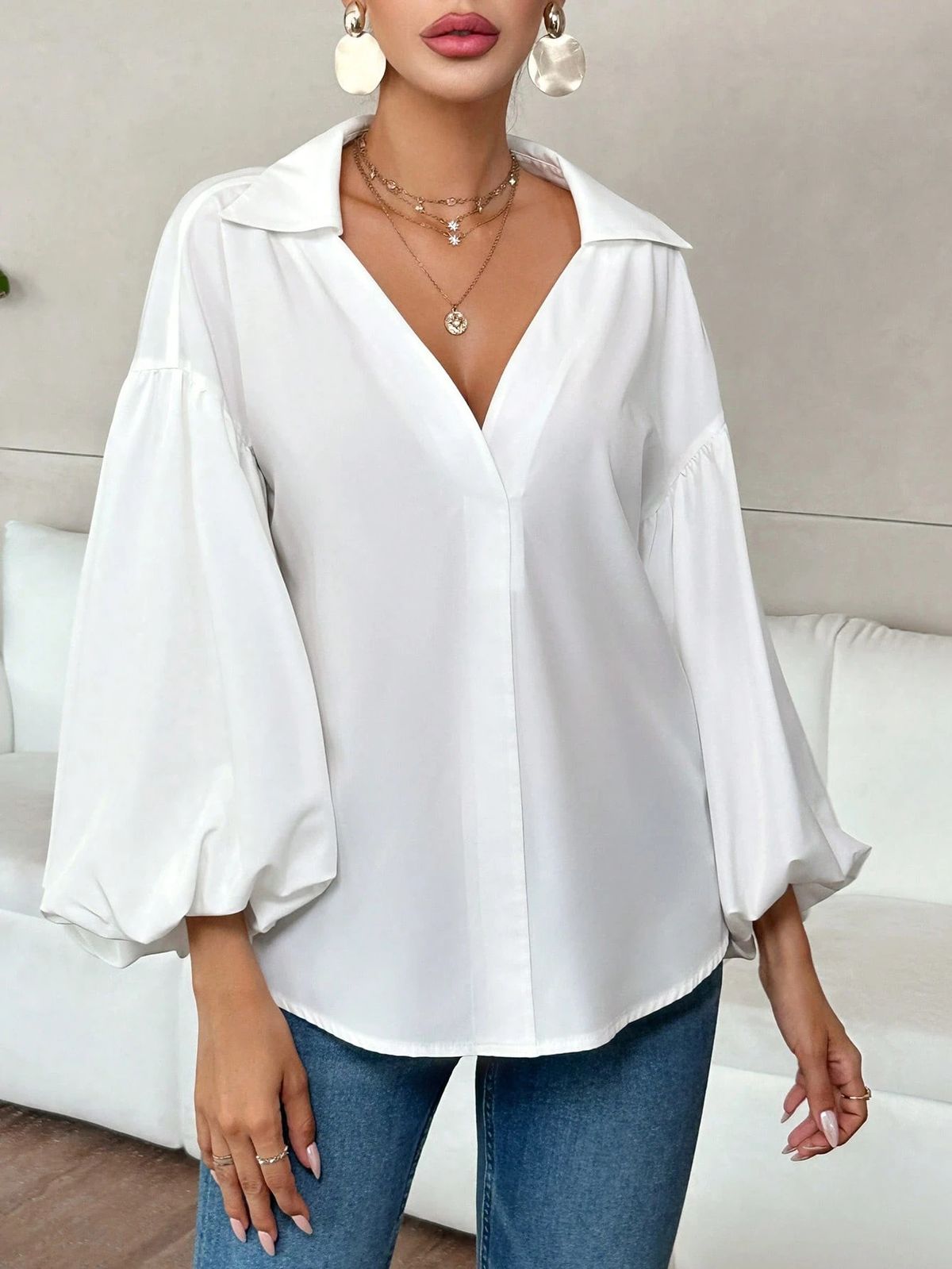 K New Niche Fashionable Polka Dot Semi Open Collar Design Loose Bubble Long Sleeved Top_ecoleips.com