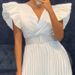 European And American Cross-border Women's Clothing 2022 New Summer Fashion Casual V-neck Flutter Sleeve Pleated Waist_ecoleips.com