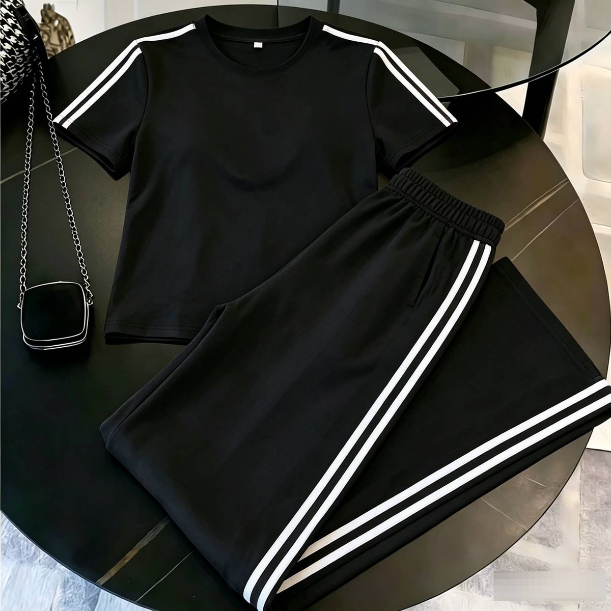 Women's Clothing Summer New Solid Color Suit Round Neck Short Sleeve T Shirt And Pants Sports Suit Casual Comfortable Fashion_ecoleips.com