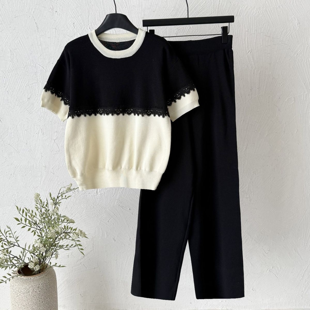 Women's Lace Two Piece Set Short Sleeve Fashionable Casual Suit Elegant Summer Style Wide Leg Pants European And American Cross Border_ecoleips.com