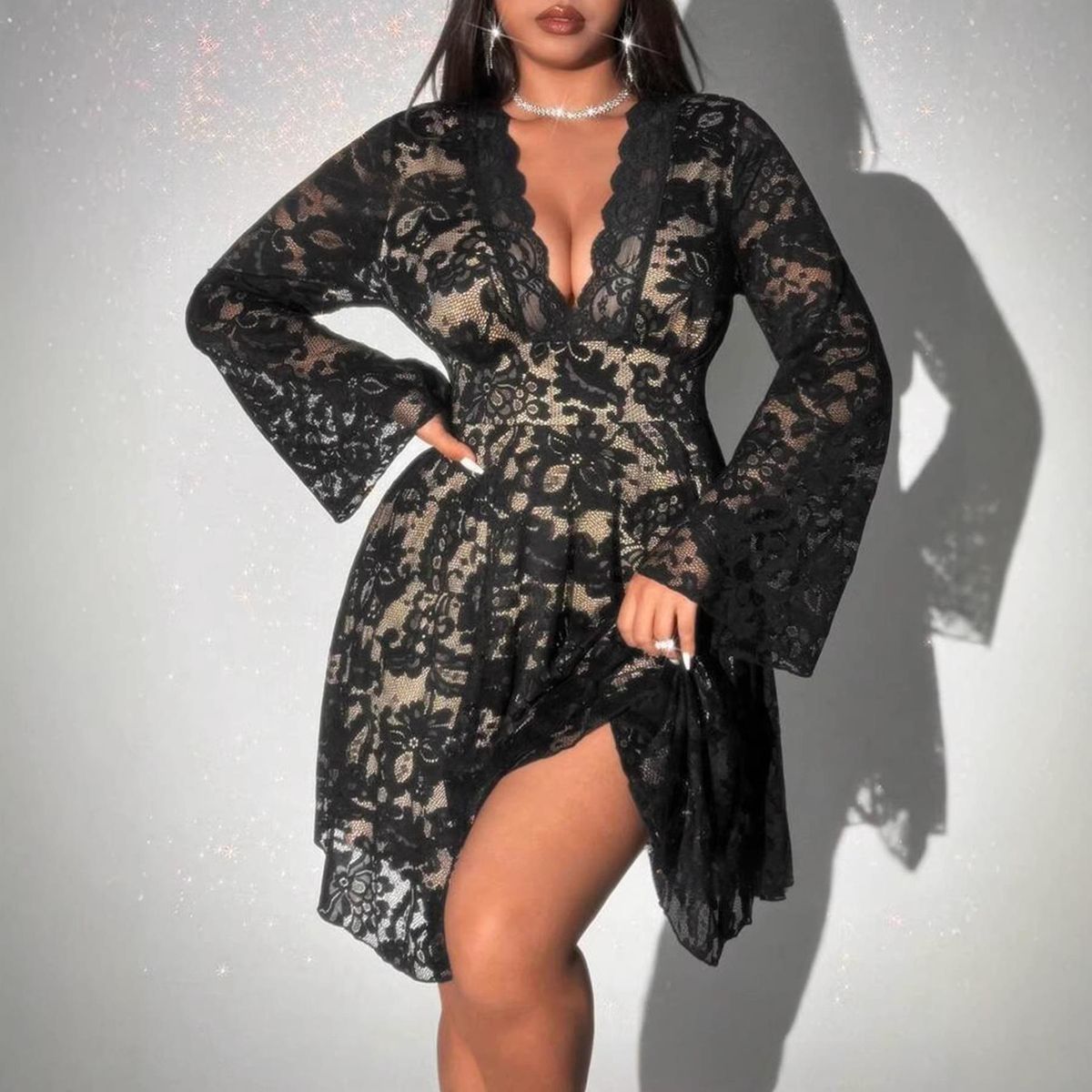 Elegant Plus Size V-Neck Lace Evening Dress, Sexy Bodycon Gown With Long Sleeves, Floral Embroidery Formal Dress For Women (0XL-5XL, Black)_ecoleips.com