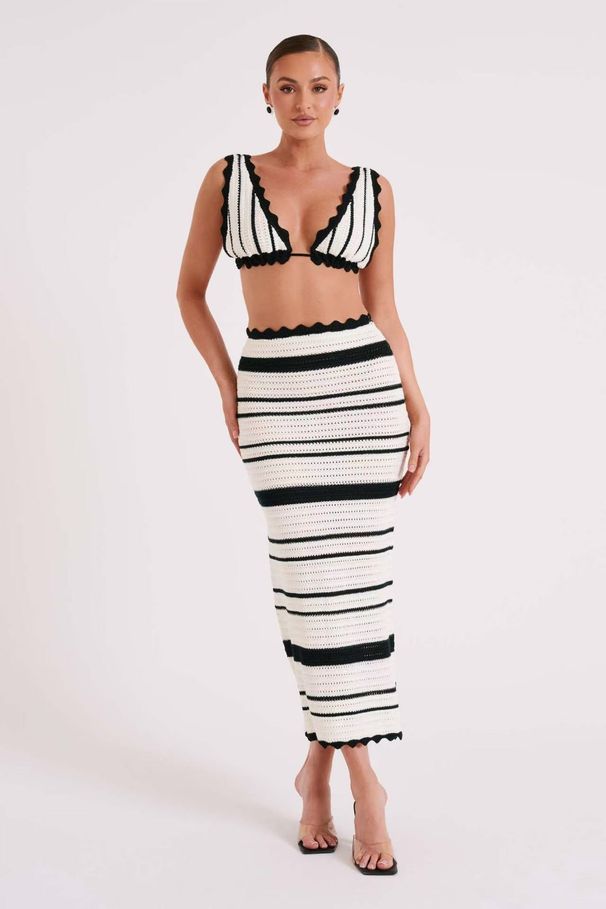 Women's Clothing Striped Two Piece Suit For Women Knitted Suspenders Wrapped Chest Top Skirt Fashion Suit_ecoleips.com