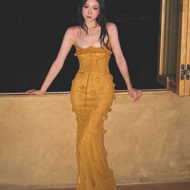 Exquisite Vietnamese Handmade Three-Dimensional Petal Camisole Autumn New Style Temperament Fish Bone Waist_ecoleips.com