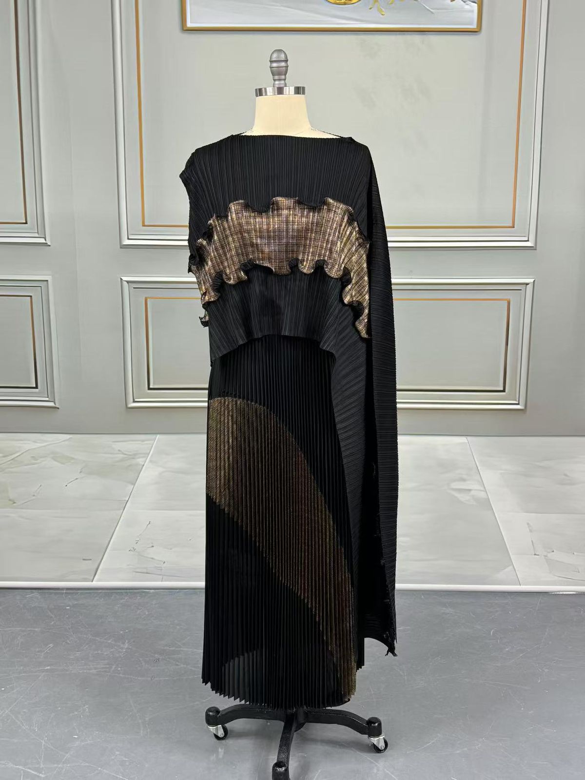 Fashion Suit Women's Long Skirt Pleated Skirt Irregular Splicing Top Two Piece Set_ecoleips.com