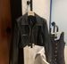 Women's Distressed PU Leather Biker Jacket - Edgy Double-Zip Cropped Motorcycle Coat, Slim Fit Streetwear Jacket For Badass Look (S-XXL)_ecoleips.com