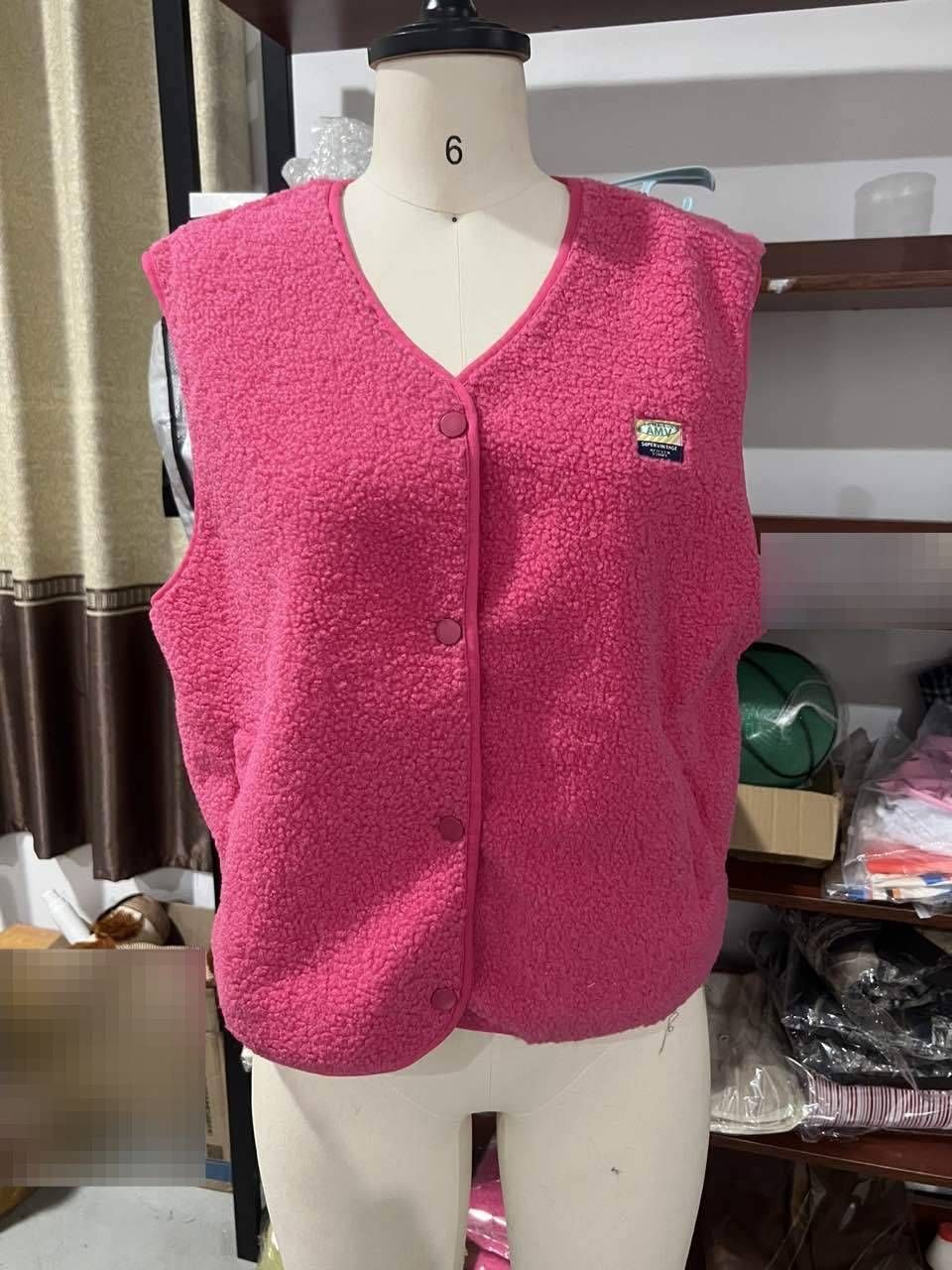 Women's Clothing Fluffy Sleeveless Short Vest Top For Women - Trendy Cropped Button-Up Cardigan With Pockets_ecoleips.com