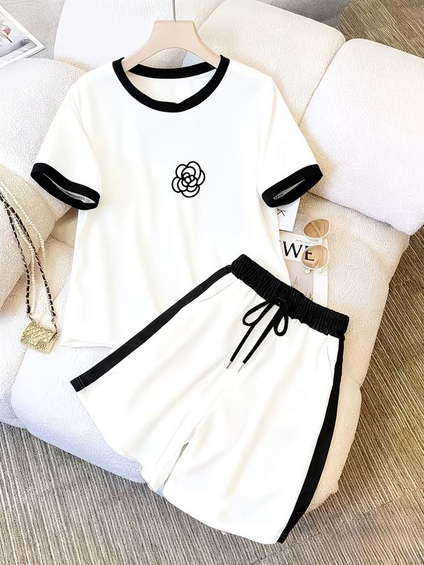 Women's Printed Short-Sleeve Tee & Shorts Set - Korean-Inspired Slim Fit Outfit For Summer-11_ecoleips.com
