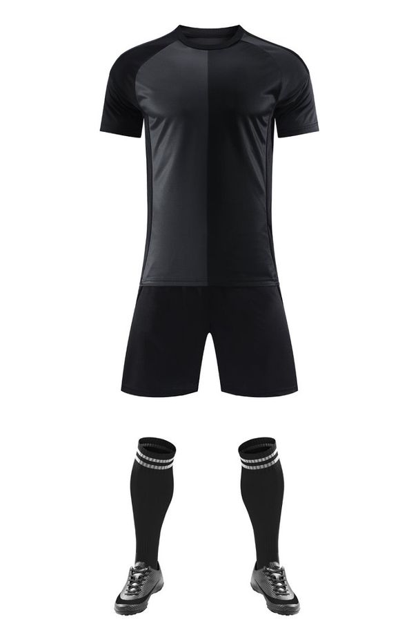 Football Uniform Set With Breathable Quick-drying Features Consisting Of A Sports Top And Shorts Shorter Than A Standard Jersey._ecoleips.com