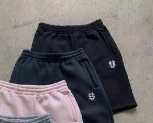 New Style Sweatpants Shorts S Embroidered With Velvet On The Street Are Selling Well_ecoleips.com