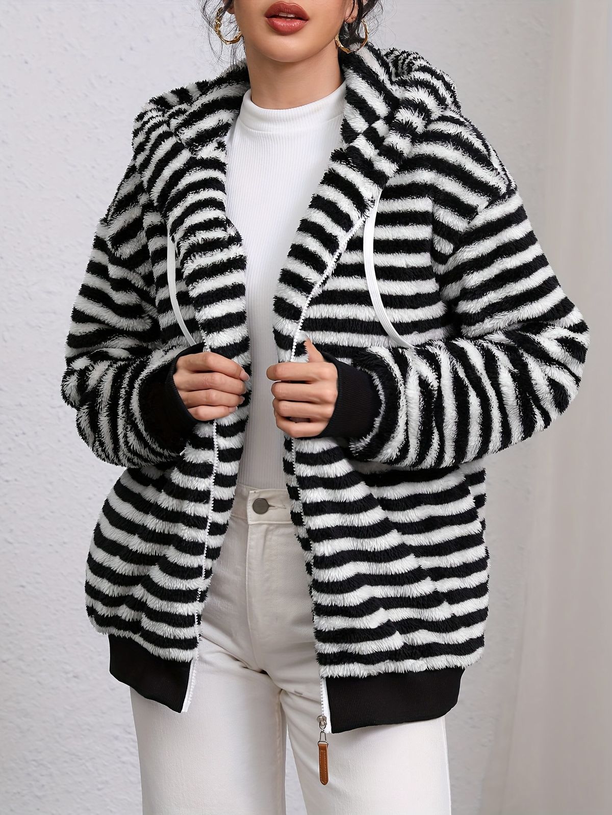 Oversized Striped Fleece Hoodie – Cozy Unisex Pullover With Drop Shoulder_ecoleips.com