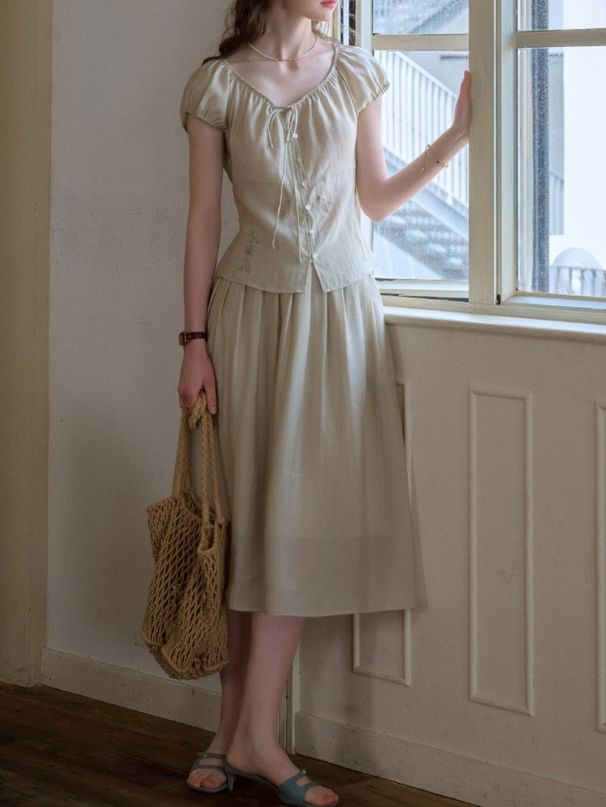 Cool Tencel Retro V-neck Plant Embroidery Suit Skirt/shirt Skirt_ecoleips.com