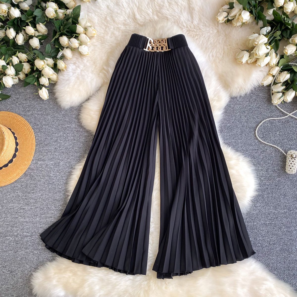 Summer Wide-Leg Pants – Elastic Waist Flowy Trousers With Pleated Hem, Lightweight & Airy (One Size, Black/Beige)_ecoleips.com