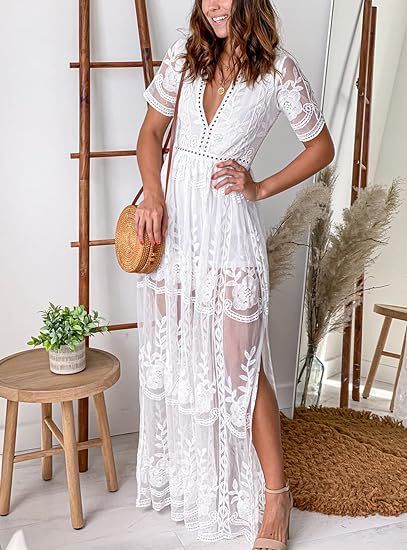 2024 European And American Summer New Bohemian Style Beach Vacation Slit Lace Resort Long Dress_ecoleips.com