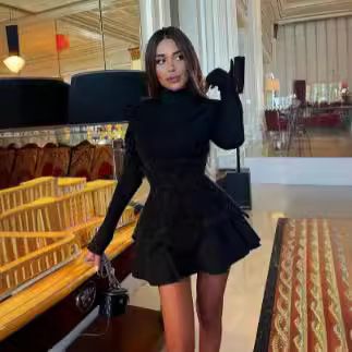 Verve 2025 Women's New Solid Color Long Sleeve Round Neck Patchwork Rhinestone A-line Dress Fashion Party Gown_ecoleips.com
