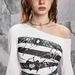 Sexy Girl's Unique Off-Shoulder Slim Fit T-Shirt Long Sleeved Printed Base Layer Top with Slimming Design for Women_ecoleips.com