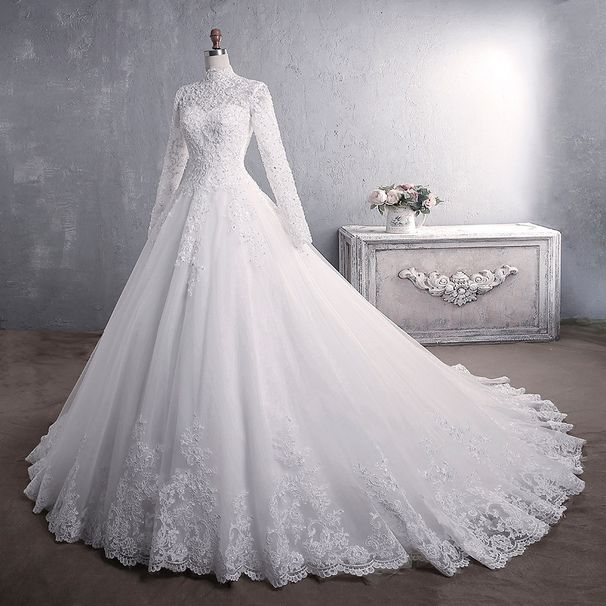 Elegant Long Sleeved French Style Wedding Dress Heavy Duty Starry Sky Style Court Dress for Brides New 2026 Style with Long Train_ecoleips.com