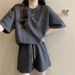 Minimalist Girl Fashion Set Hong Kong Style 2025 New Summer Thin Loose Sports Two Piece Set for Women_ecoleips.com