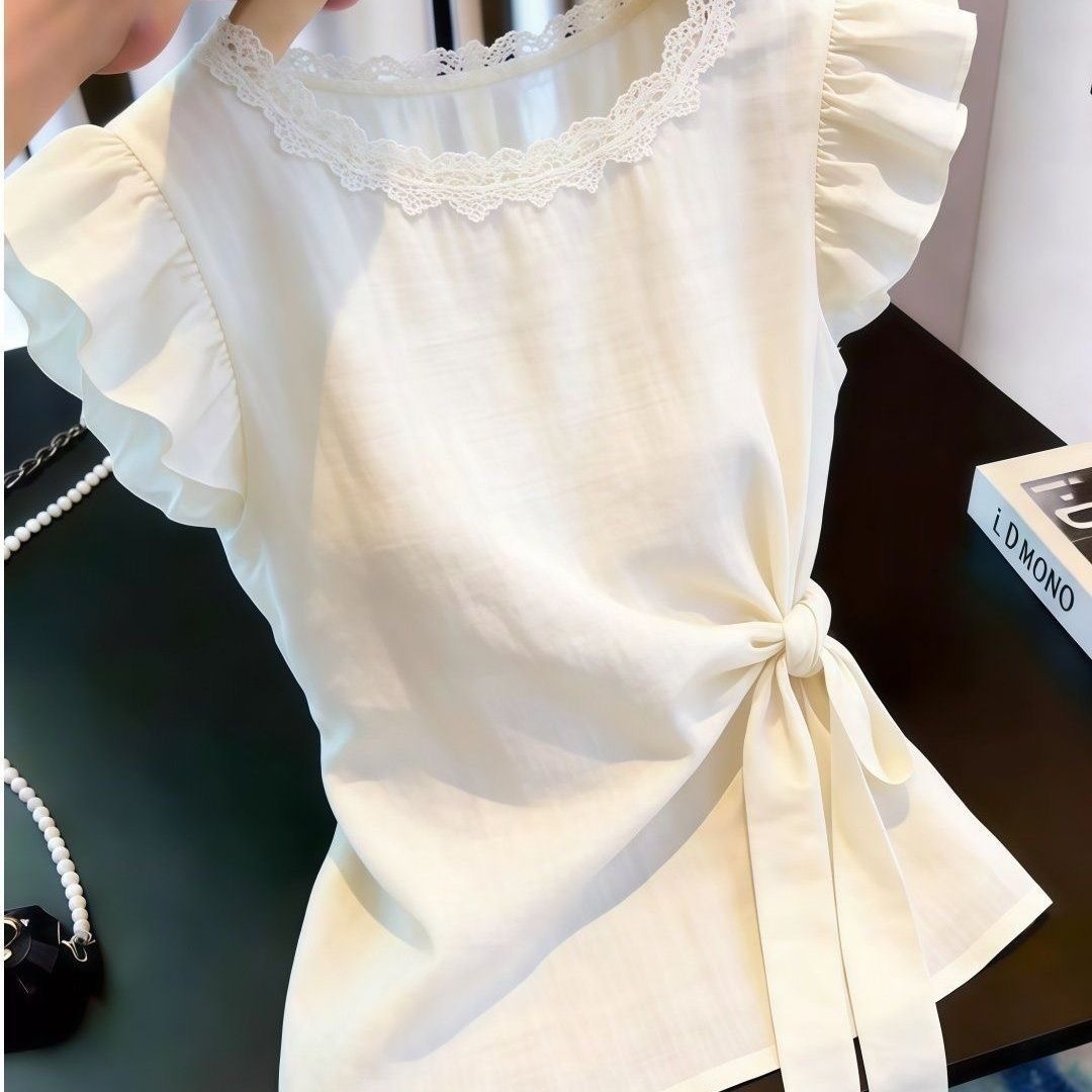 Summer Chic And Alluring Lace Trimmed Short Sleeved Shirt For Women, Stylish And Slimming Top._ecoleips.com
