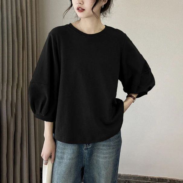 A Retro-Style T-Shirt With Lantern Sleeves And Casual Design, Featuring Short Sleeves About 2/3 Of The Arm Length , Per_ecoleips.com