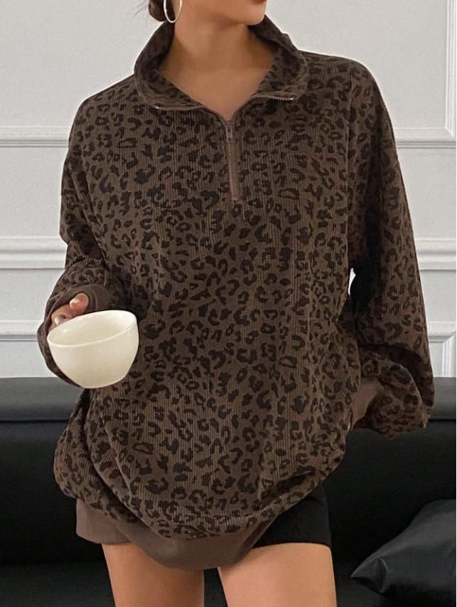 Trendy Zip-Up Corduroy Hoodie – Bold Leopard Print – Streetwear Essential – Oversized Fit For Women – Soft & Stylish Pullover_ecoleips.com