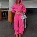 Women's Streetwear Hooded Crop Top & Slim Fit Joggers Set – Zip-Up Long Sleeve & High Waist Pants (S-L, Black & Hot Pink)_ecoleips.com