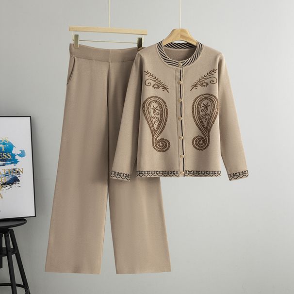K Lazy Chic Oversized Knit Set For Women: Cardigan With Slimming Effect And High-Waisted Wide-Leg Knit Pants_ecoleips.com