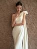 Women's Clothing One Shoulder Light Wedding Dress New White Satin Out Of The Door Yarn Trailing Bride Wedding Fishtail Car Show Dress Female_ecoleips.com