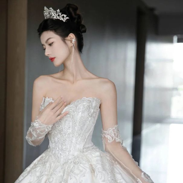 Elegant Satin Wedding Dress For Bride – French Vintage Strapless Ball Gown With Built-in Zipper Petticoat, Summer Bridal Gown_ecoleips.com