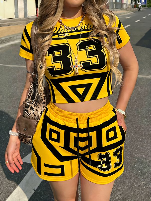 Women's Street Style Tracksuit Short Sleeved T-Shirt And Shorts Graffiti Print Fashion Set_ecoleips.com