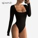 Xiyin's Popular Brushed One-piece Yoga Outfit Features Long Sleeves, Versatile Sports Square-neck Top, And Seamless_ecoleips.com